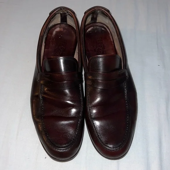 Salvatore Ferragamo | Shoes | Guc Salvatore Ferragamo Brown  display picture 1